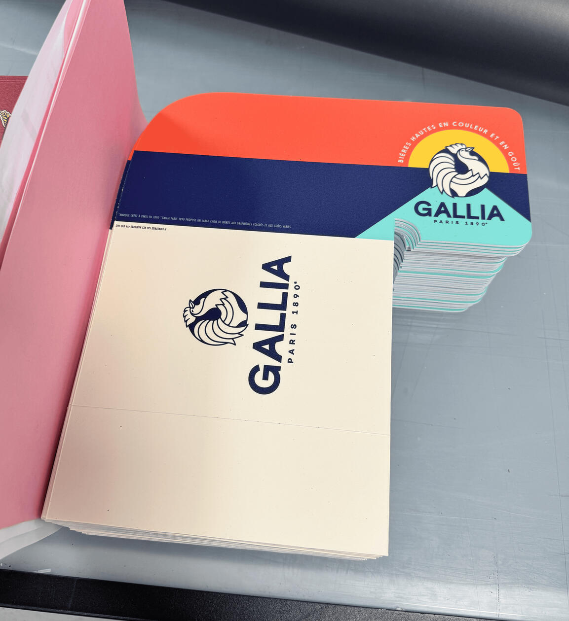 grand format découpe plv communication forex